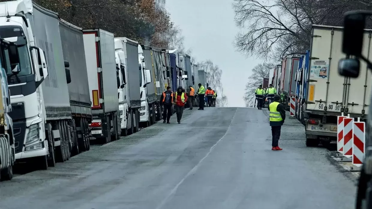 Польські перевізники повністю розблокували кордон з Україною