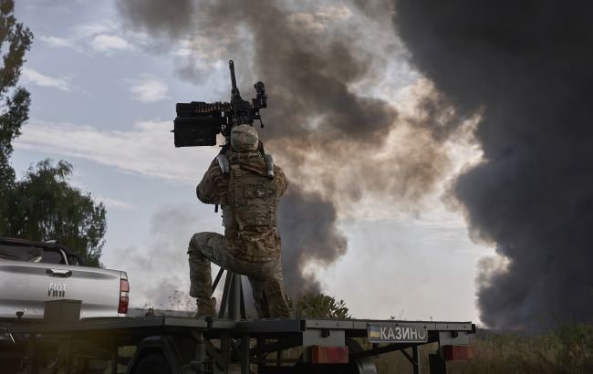Скільки збила ППО . РФ атакувала Україну ракетою і понад сотнею дронів