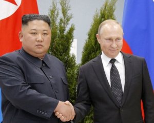 У Південній Кореї заявили, що з КНДР в РФ відправила 6700 контейнер... У Південній Кореї заявили, що з КНДР в РФ відправила 6700 контейнерів зі снарядами