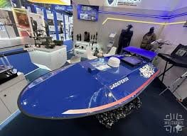 Малопомітний надводний дрон на оптоволокні  розробили в Україні