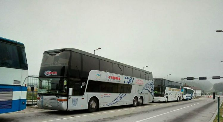 У Польщі відреагували на блокування на кордоні пасажирських автобусів У Польщі відреагували на блокування на кордоні пасажирських автобусів