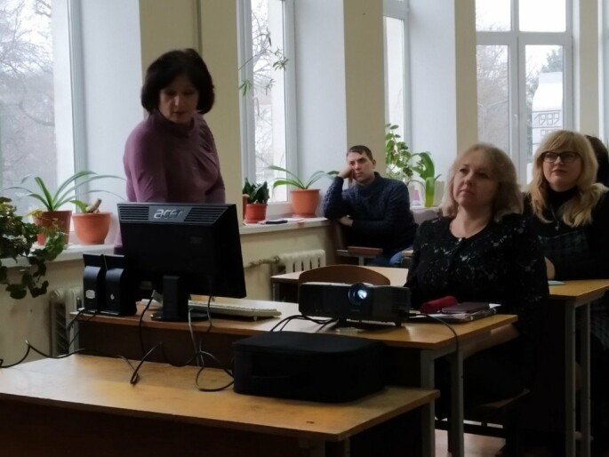 У Токмаку радилися освітяни