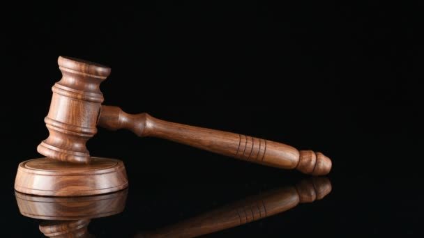 Апелляционный суд оставил в силе приговор Токмакского районного суда в отношении осужденного за нападение на полицейского