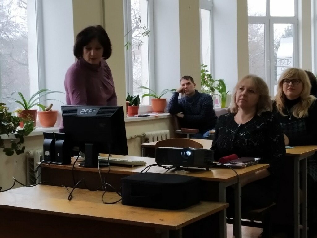 У Токмаку радилися освітяни