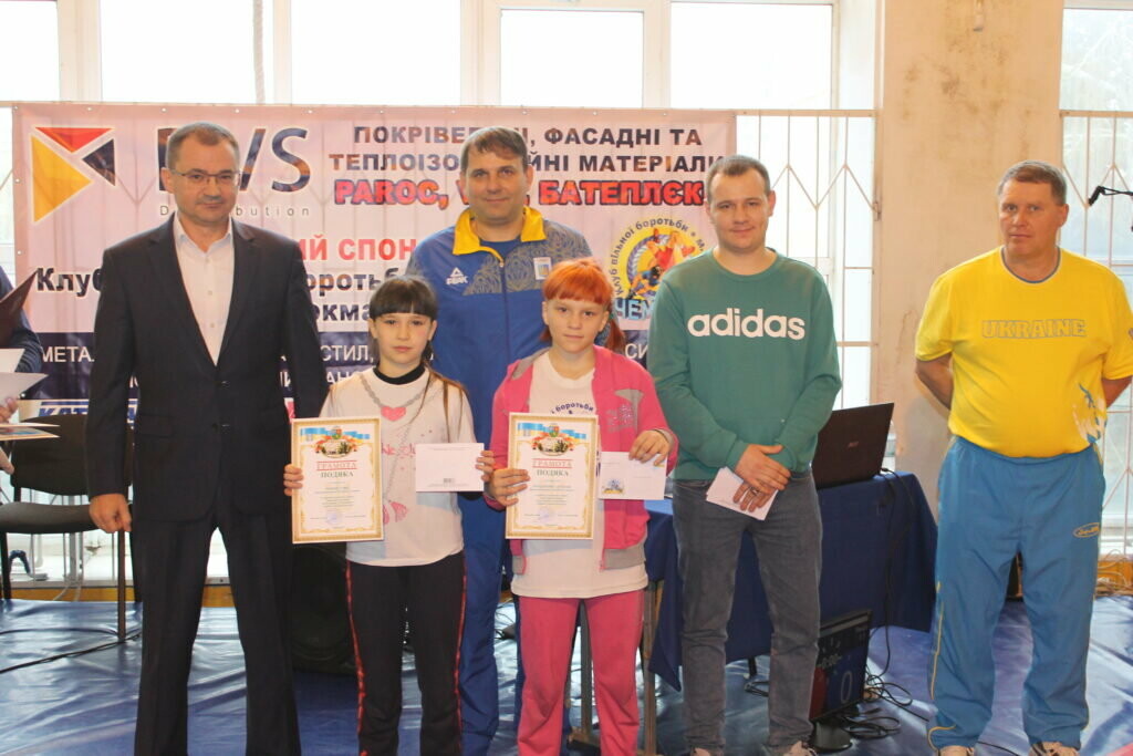 Токмак провів відкритий чемпіонат міста з вільної боротьби