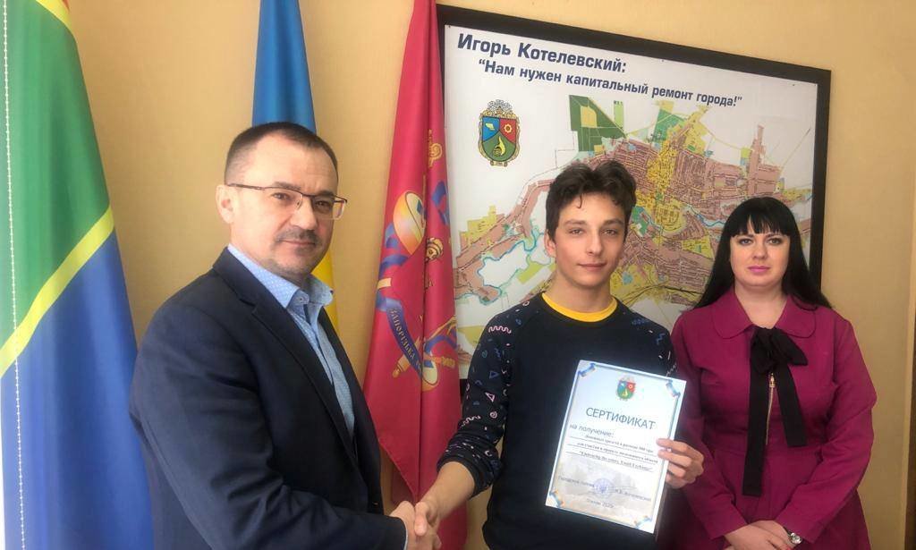 ЧЛЕН МОЛОДІЖНОЇ РАДИ МІСТА ПРЕДСТАВИТЬ ТОКМАК НА МОЛОДІЖНОМУ ОБМІНІ У РУМУНІЇ
