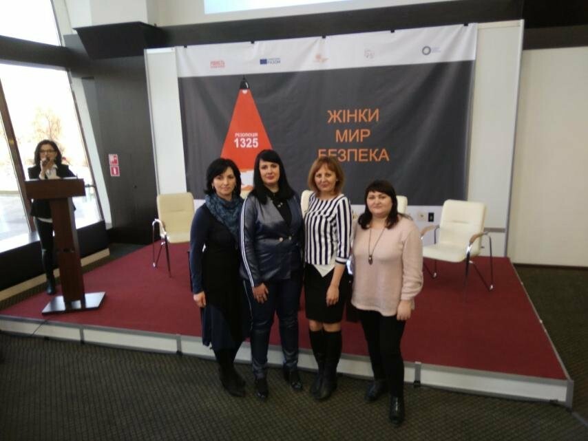 Представниці Токмака взяли участь в обласному форумі «Жінки. Мир. Безпека»