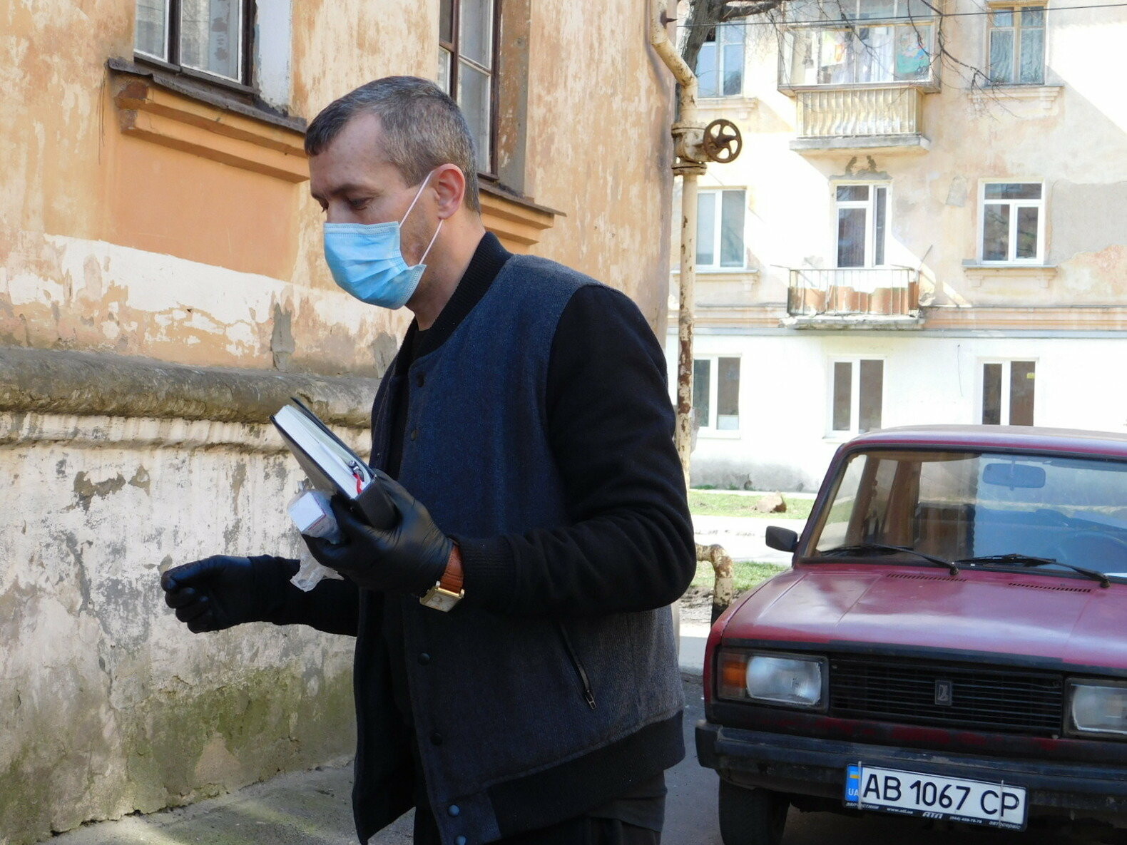 У Токмаку запрошують стати волонтерами на період карантинних заходів