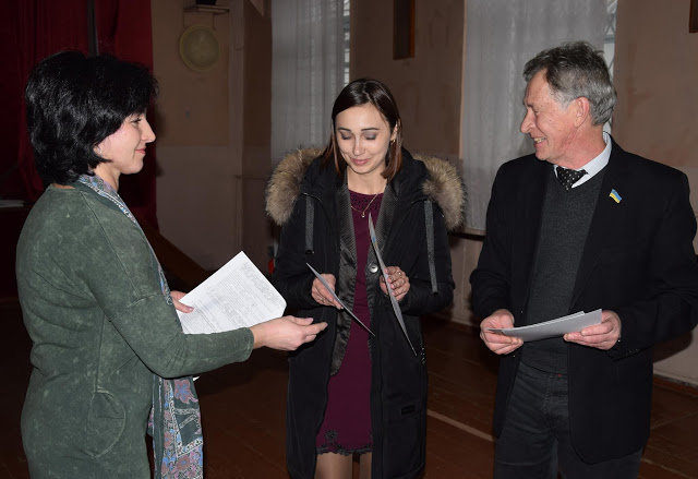 Місцева влада Токмака відзначила кращі садиби в мікрорайоні «Центра... Місцева влада Токмака відзначила кращі садиби в мікрорайоні «Центральний»