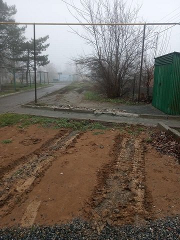 Водитель машины Токмакского РЭС поступил как вандал