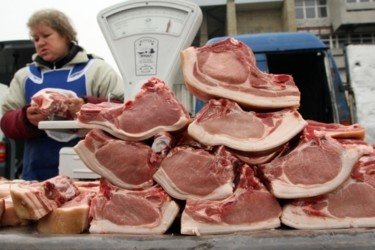 Крестьяне могут и дальше продавать на рынках мясо животных, забитых дома
