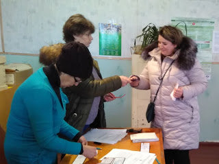 Підсумки першої сесії Новомиколаївської ОТГ: сільрада без секретаря та з зареєстрованою депутатською групою