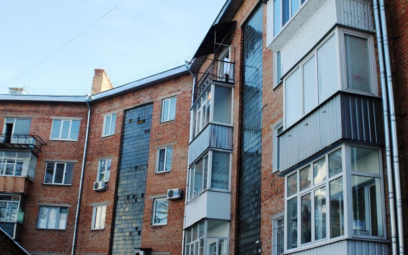 У мешканців багатоквартирних будинків є час до 1 травня для визначення з виконавцями комунальних послуг