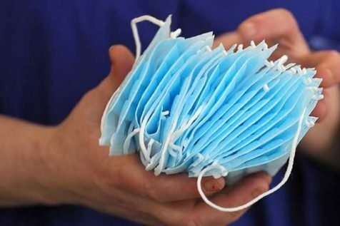 Надягати медичну маску для захисту від хвороби - не має сенсу Надягати медичну маску для захисту від хвороби - не має сенсу