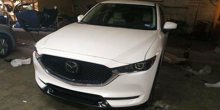 В Бердянске угнали автомобиль «Mazda CX5» белого цвета
